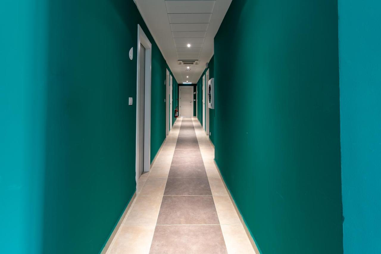 Family Room,1008903412:JPEG