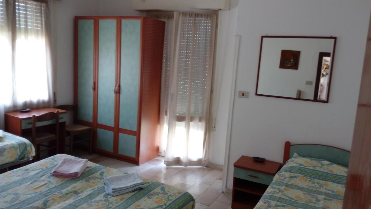 Vierbettzimmer mit eigenem Bad