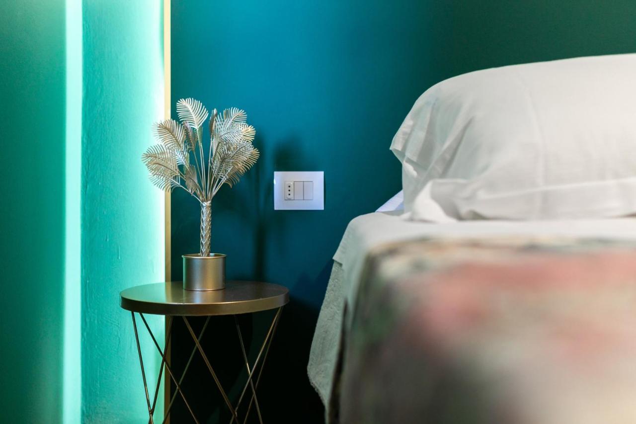 Single Room,1498999549:JPEG