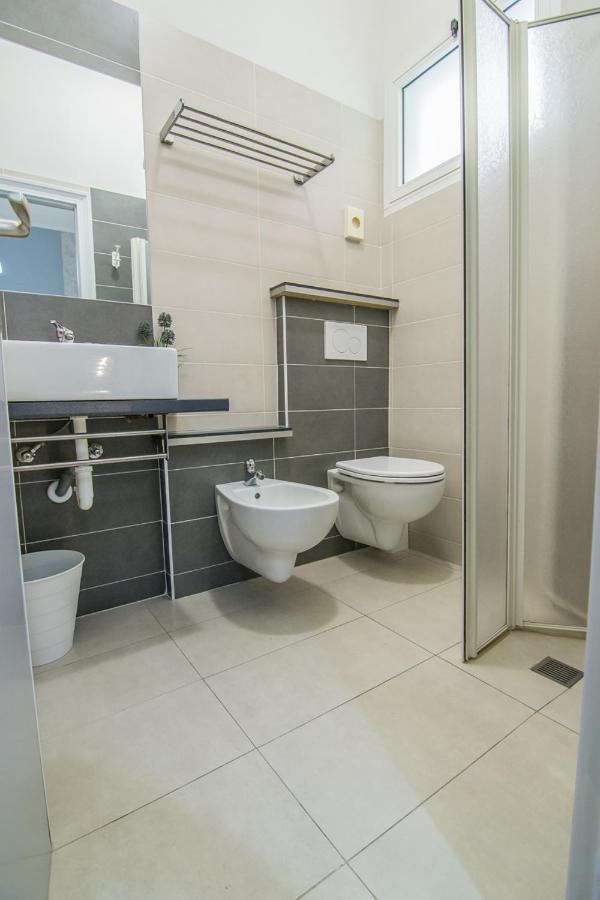 Two-Room Apartment 3,1190741179:JPEG