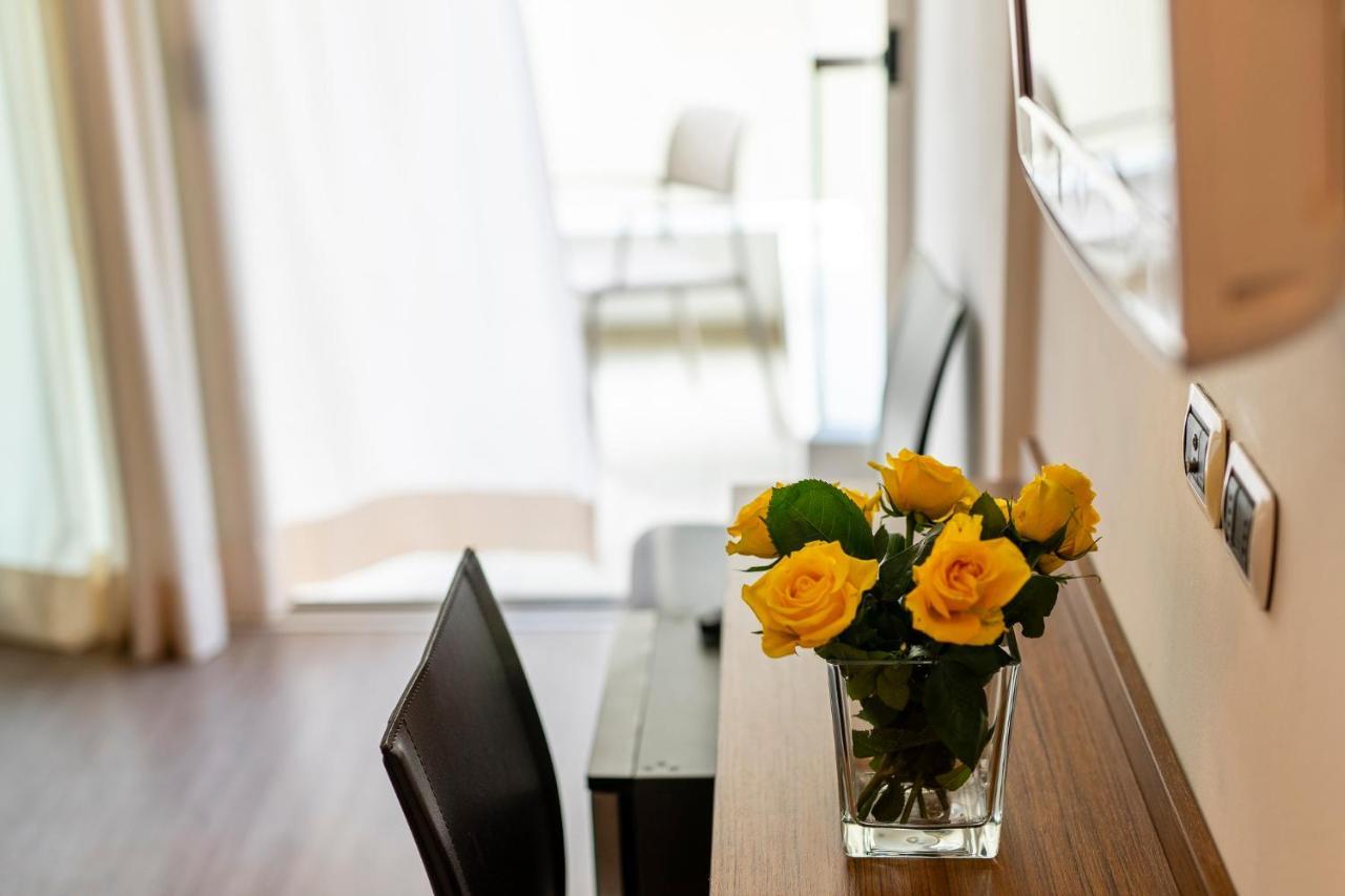 Double Room with Balcony,1209533080:JPEG