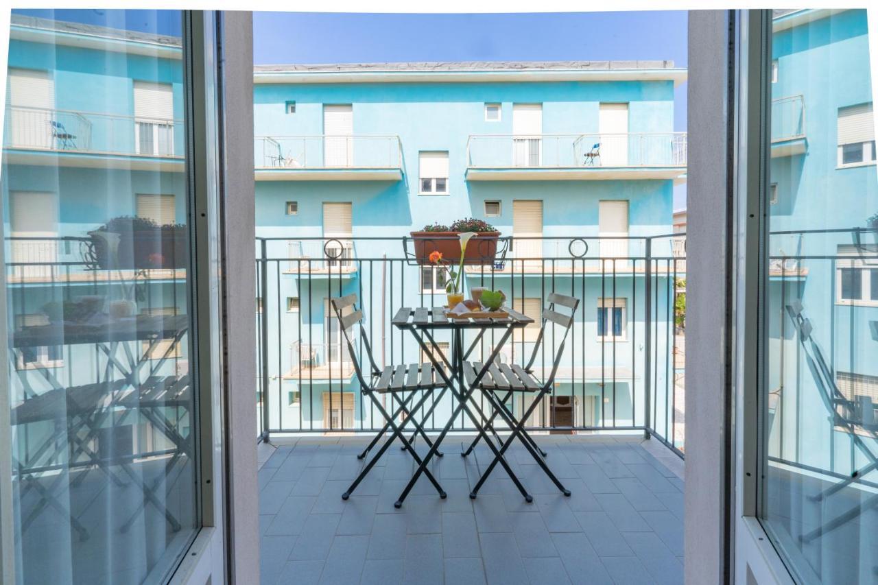 Tweepersoonskamer met 1 of 2 Bedden en Balkon