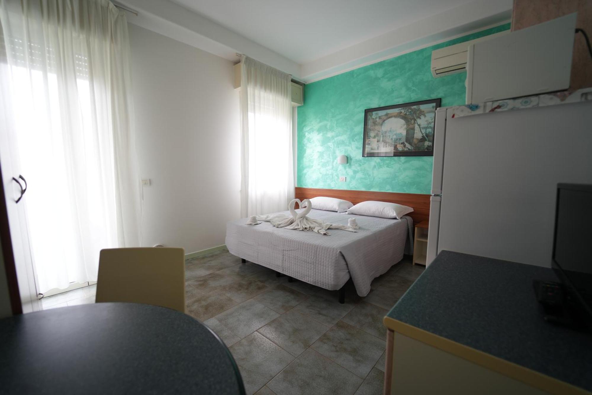 Studio with Balcony,1601676901:JPEG