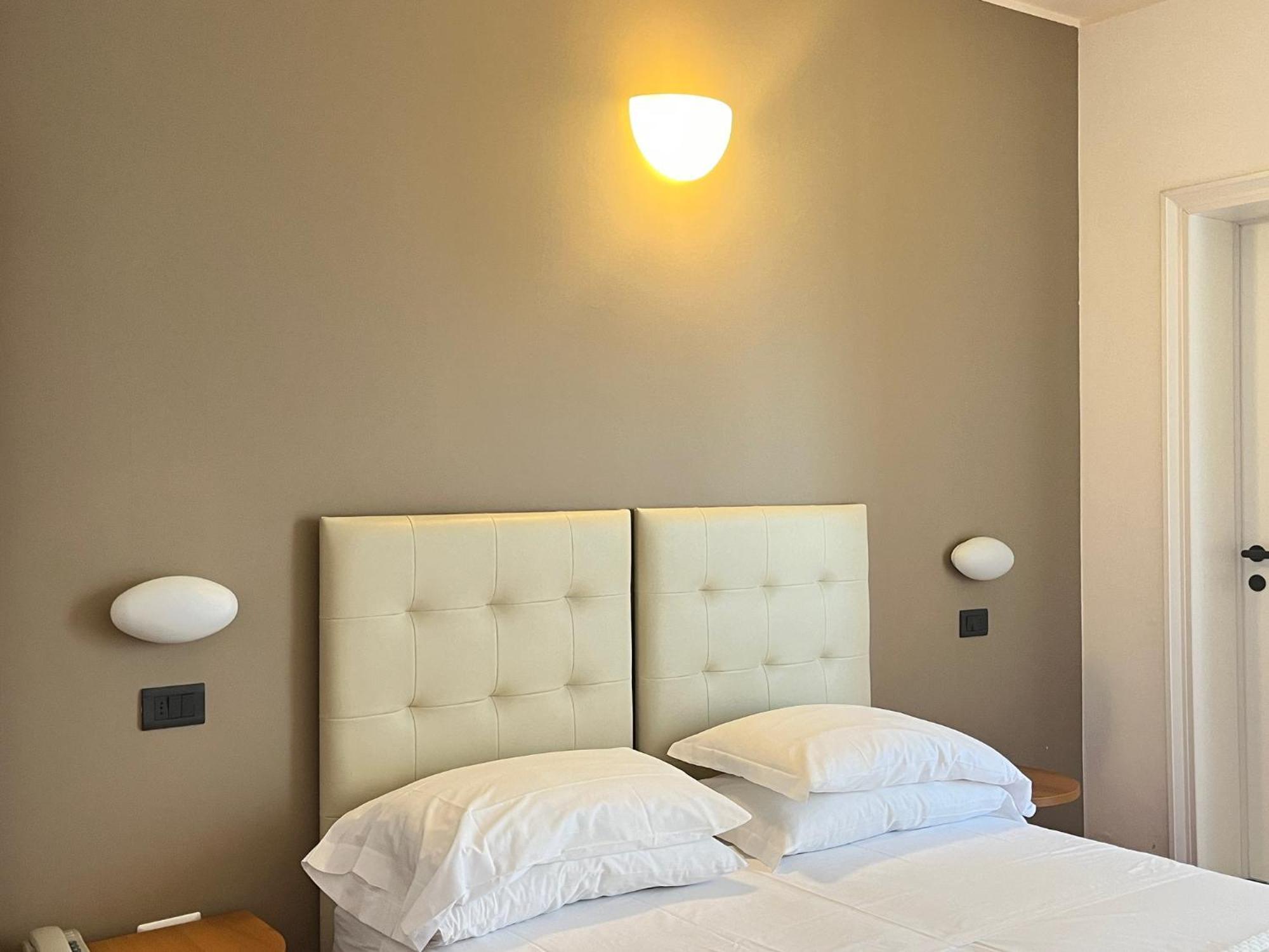 Double or Twin Room Balcony,1606570311:JPEG