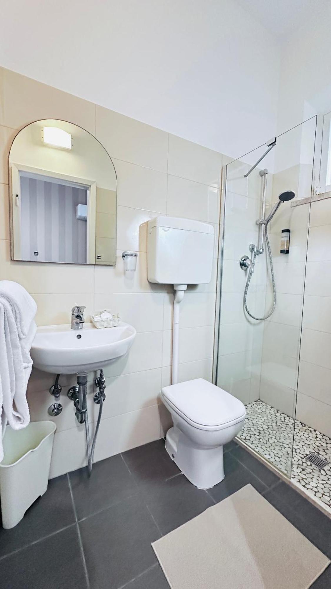 Habitación Doble con balcón - 1 o 2 camas