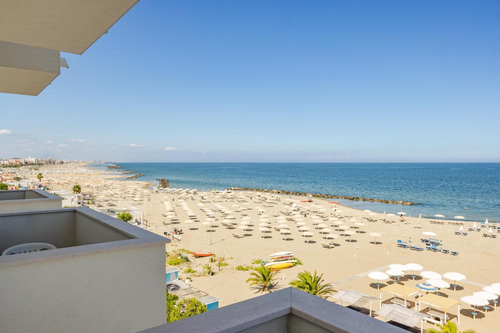 Chambre Triple Standard - Vue sur Mer