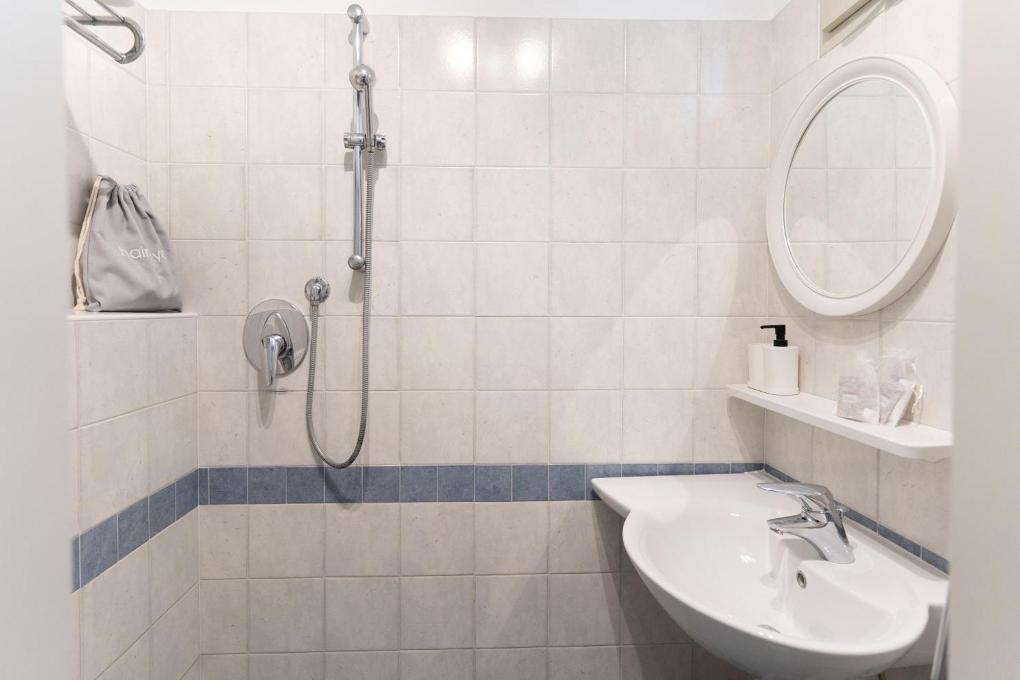 Smart Design Double Room with Balcony