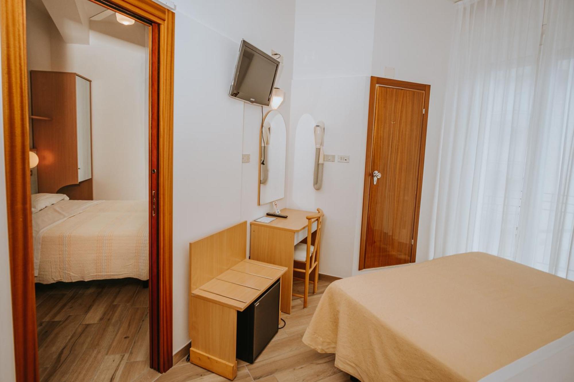Vierbettzimmer mit Meerblick