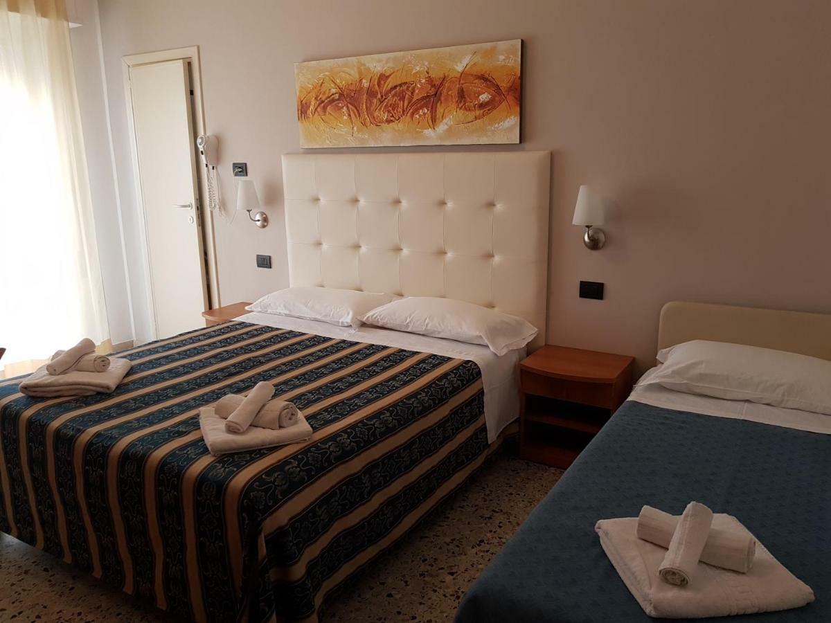 Superior Triple Room with Sea View,1094388999:JPEG