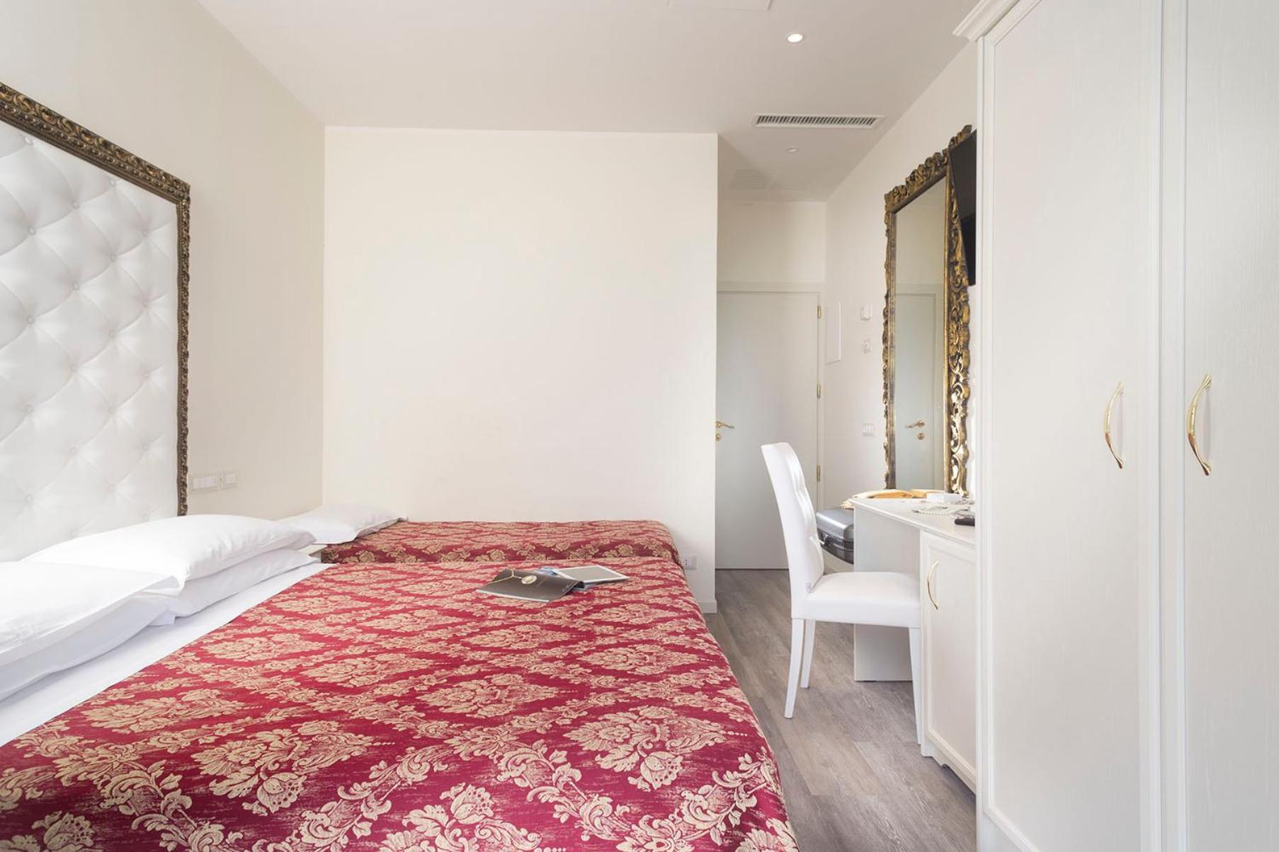 Superior Double or Twin Room,1340882819:JPEG