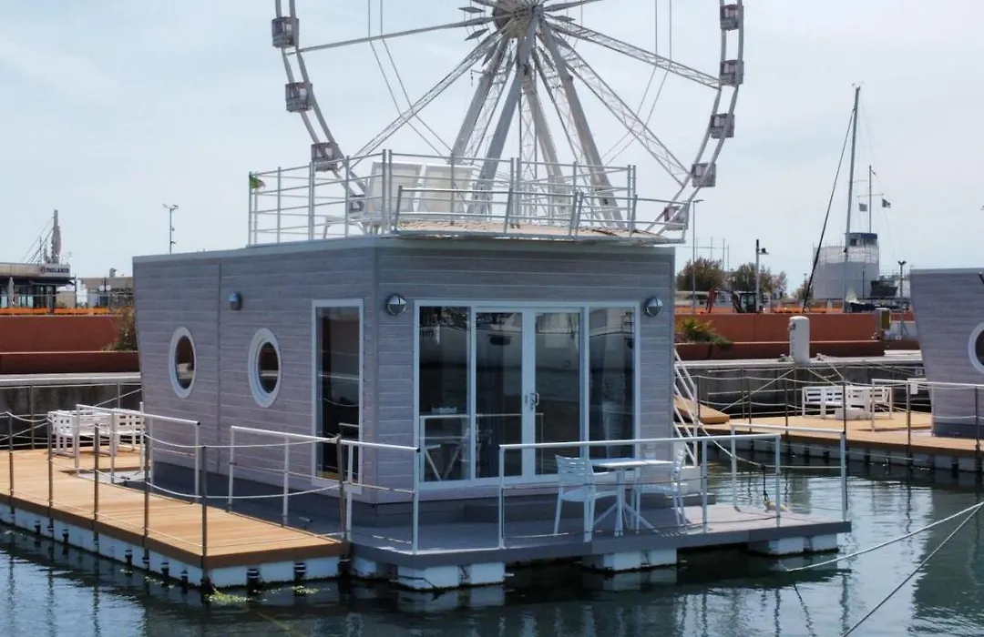 House Boat Rimini Resort-1