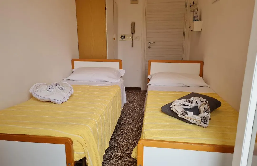 Hotel Marconi Miramare-1