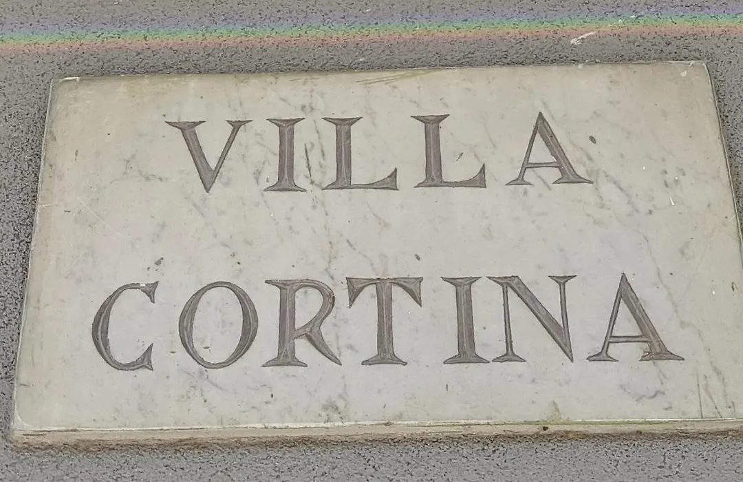 Villa Cortina-1