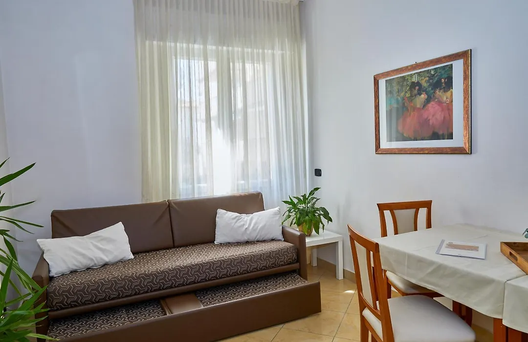 Residence Fellini-1