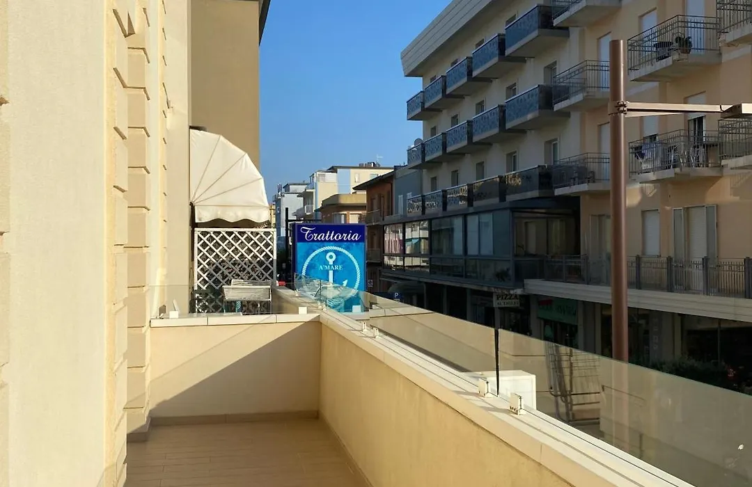Marina Beach Aparthotel-1
