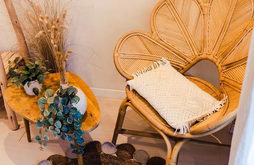 Americana Beach House-1