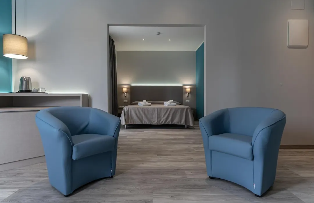 Hotel Cristina-1