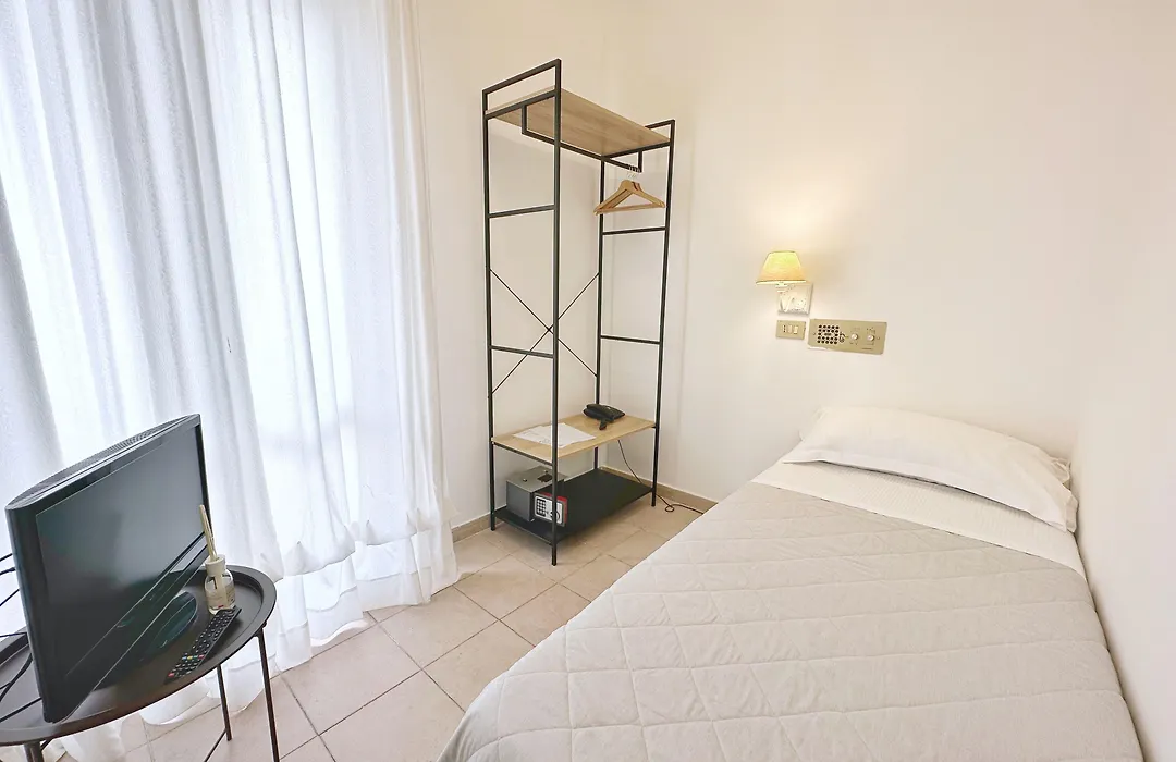 Aura Living Hotel-1