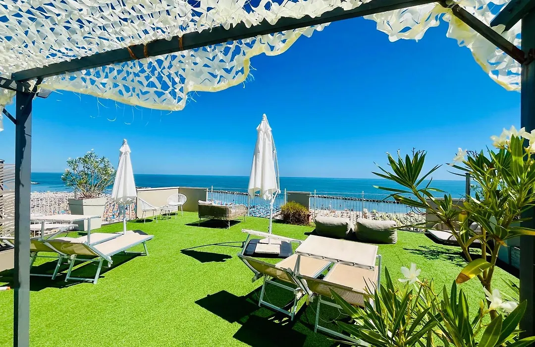 Residence Frontemare-1