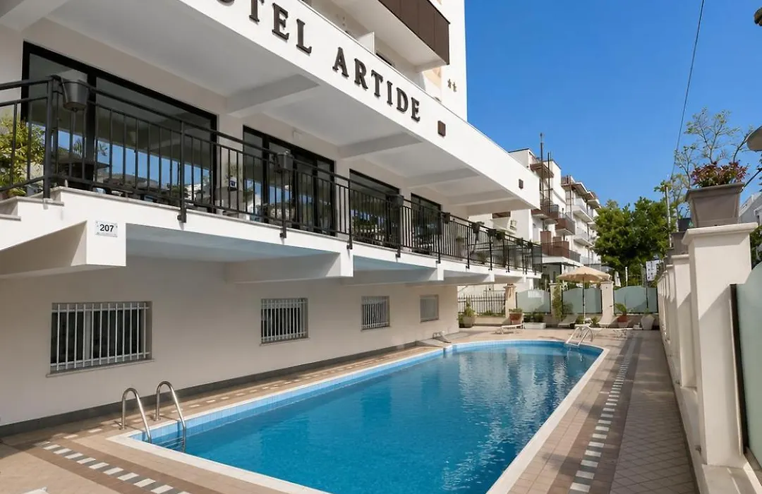 Hotel Artide - Beach Front-1