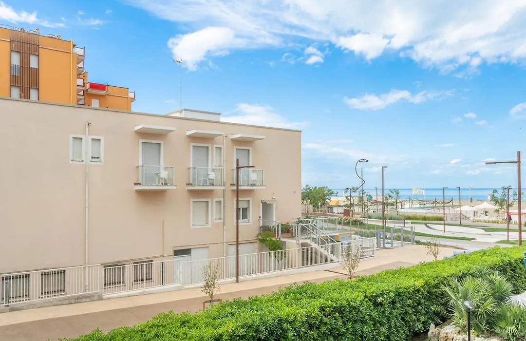 G House Rimini Spiaggia-1