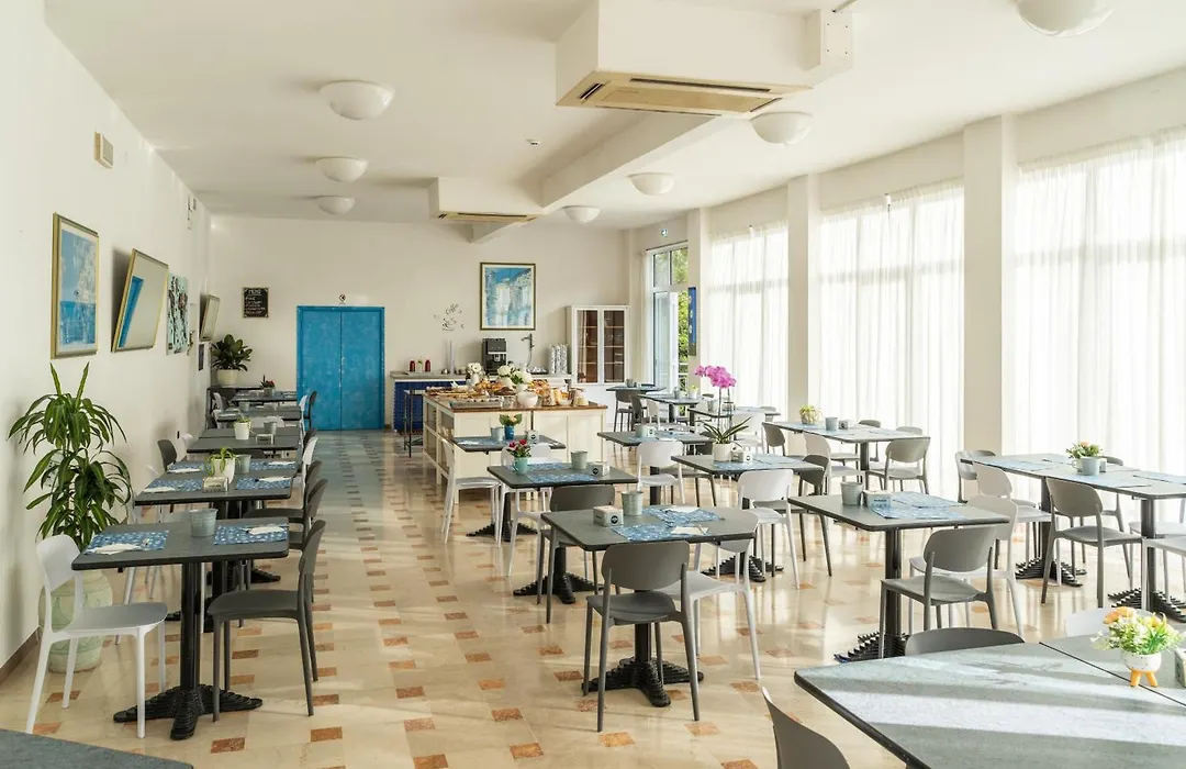 Arix Hotel-1