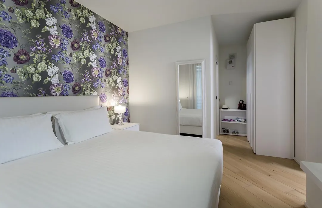 Embassy Aparthotel-1