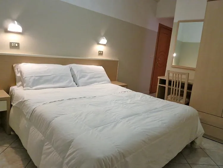 Hotel Romina-1