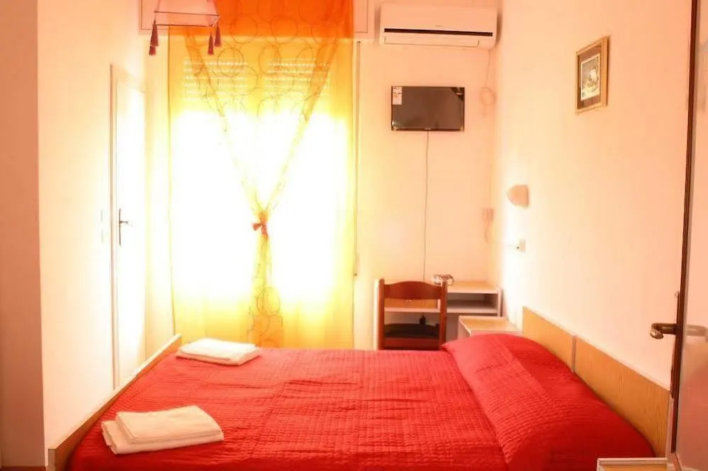 Elsi Hotel-1