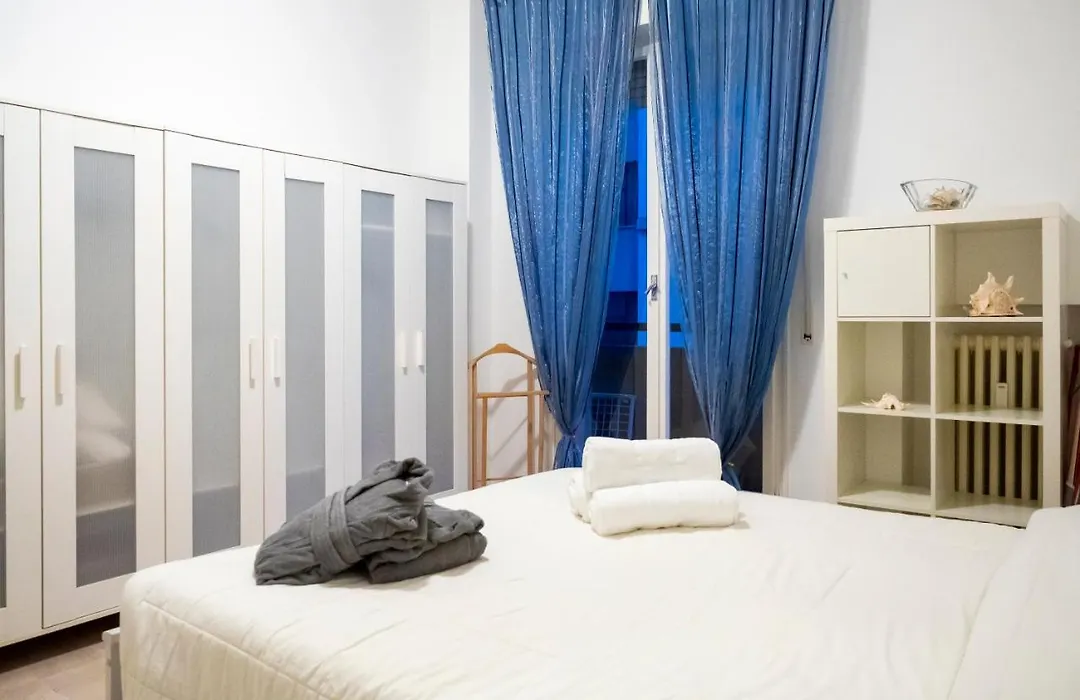 Parco Fellini Flat-1