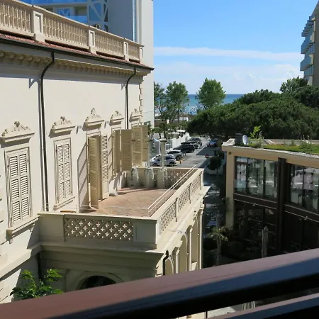 Sea View Embassy Apartment-2
