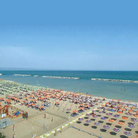 Charming Studio In Rimini 30 M² Parking And Bikes Included-3