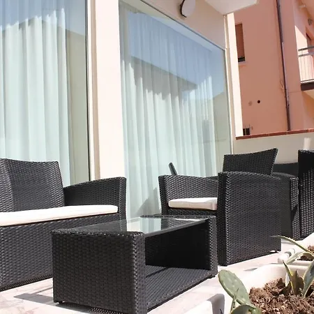 Hotel Marina-3