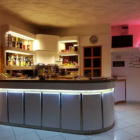 Hotel Zenith-2