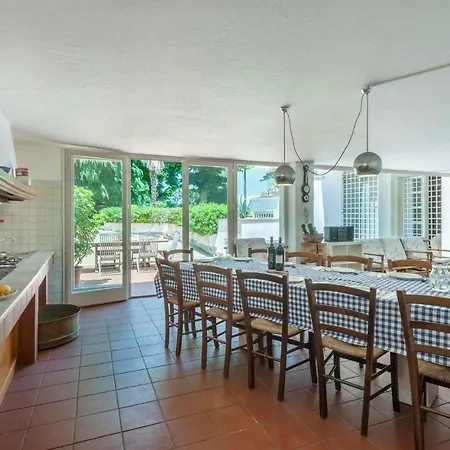 Schönes Haus Mit 6 Schlafzimmern In Rimini-3
