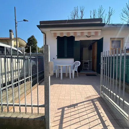 Casa A Schiera Vicino Al Mare E Fiera-3
