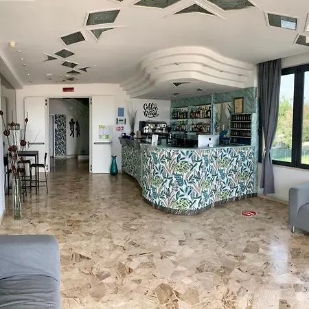 Hotel Tritone Rimini-3