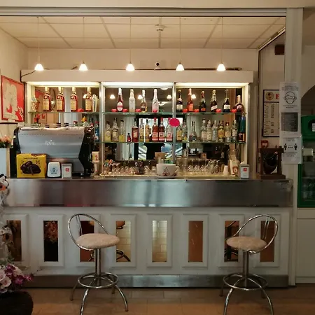 Hotel Criss-3