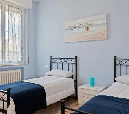 Acquamarina Apartment Rimini-3