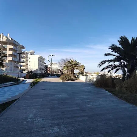 Splendido Appartamento Con Vista Su San Marino Sul Mare Di Rimini Miramare-3