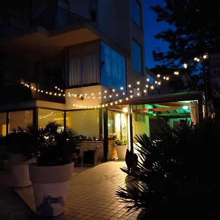 Hotel Goldene Rose-2