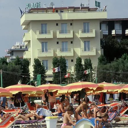 Hotel De La Plage-2