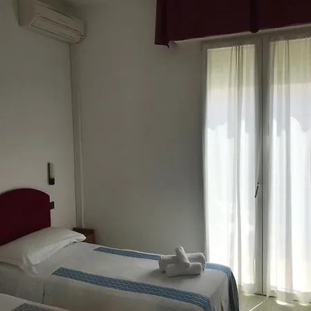 Hotel L&V-3