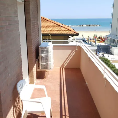 Appartamento 3 Camere Con Vista Sul Mare E Parcheggio-3