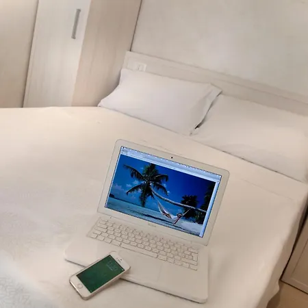 Marina Beach Suite Hotel-3