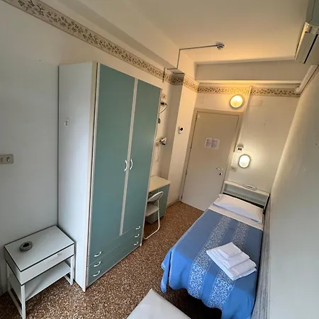 Hotel Urania Nuova Gestione-2