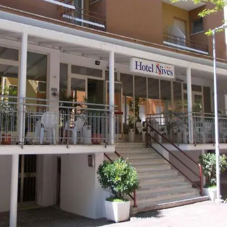 Hotel Nives Rimini-3