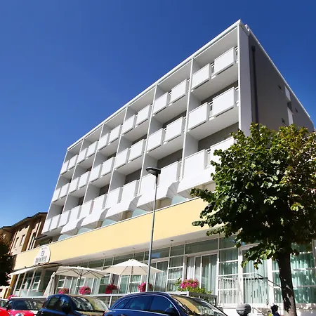 Hotel Boom-2