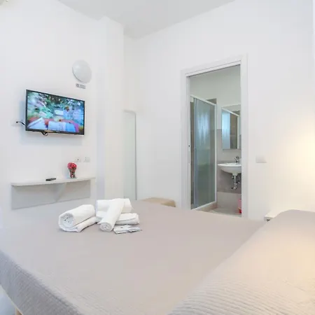 Hotel Tourist Meuble-2