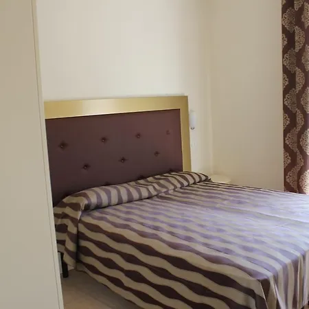 Hotel Marina-2